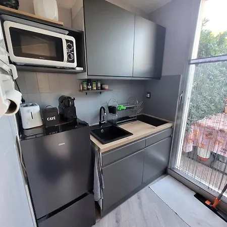 Climatise Avec Parking, N1 63 *